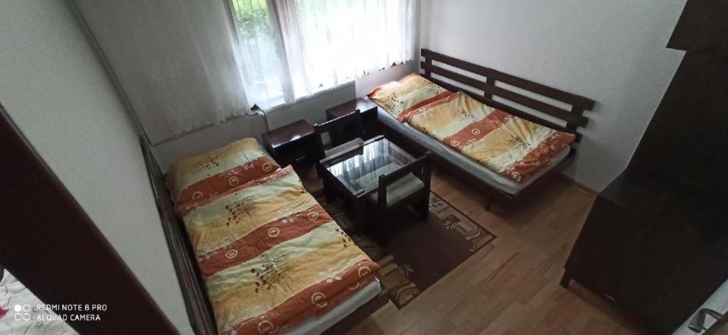 Privat L&L Apartment โนวาเลสนา ภายนอก รูปภาพ